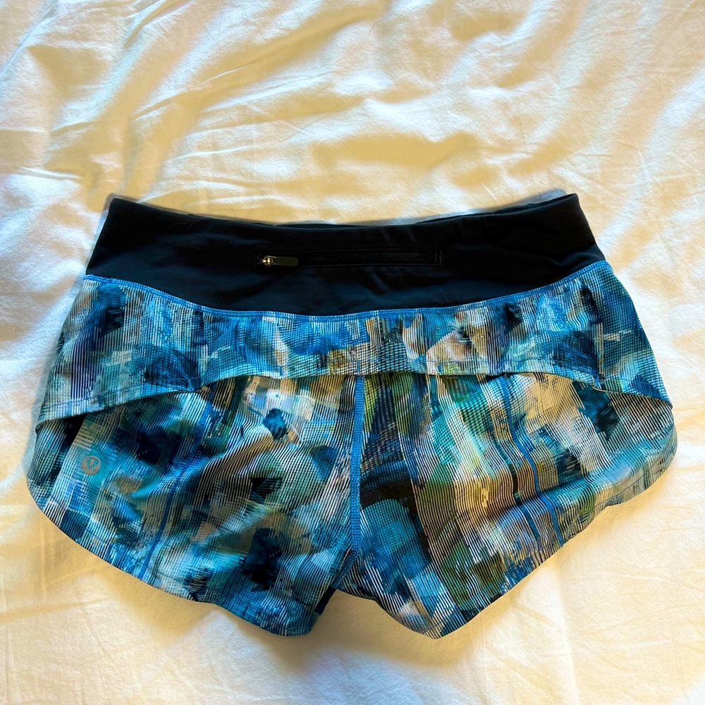Lululemon shorts-size 4